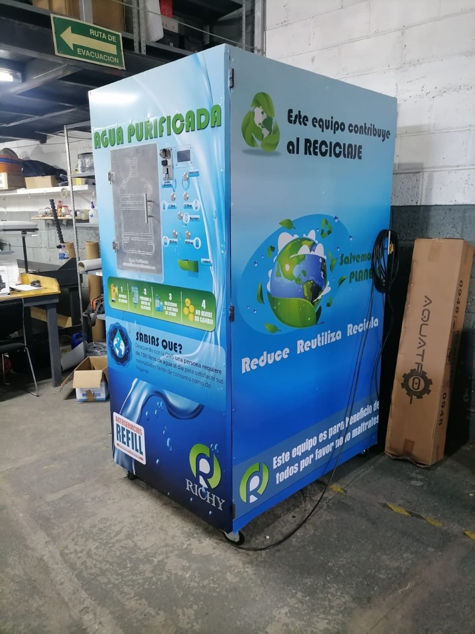 Dispensador de agua grande Agua/24